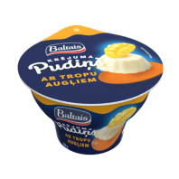 Krējuma pudiņš ar tropu augļiem